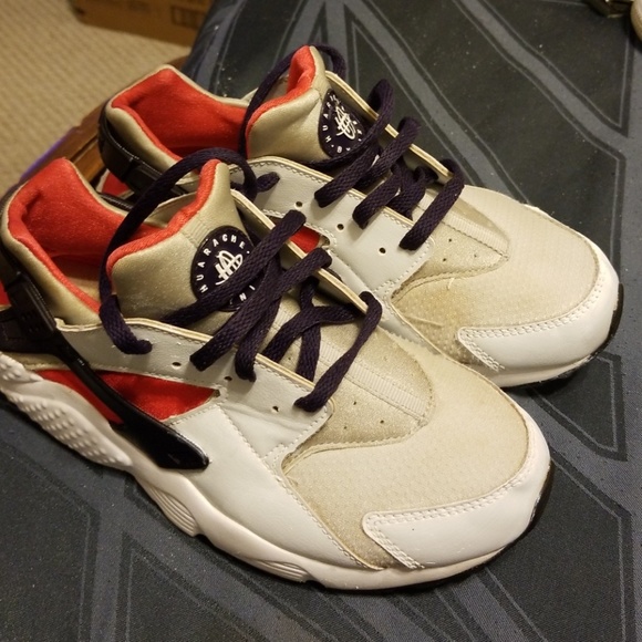 Nike huarache sz 2.5 girls - Picture 3 of 3